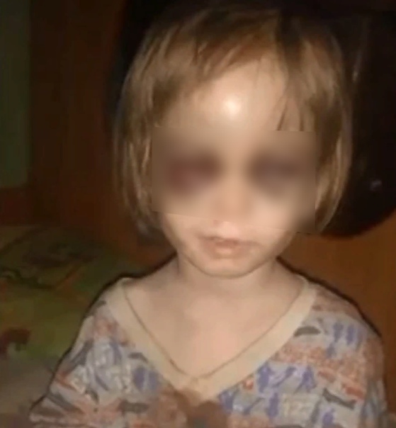 На неоднократно судимую мать из Омска завели дело за истязание двухлетней дочери У женщины ещё четверо малолетних детей, их забрали из семьи. В Омской области следователи возбудили уголовное