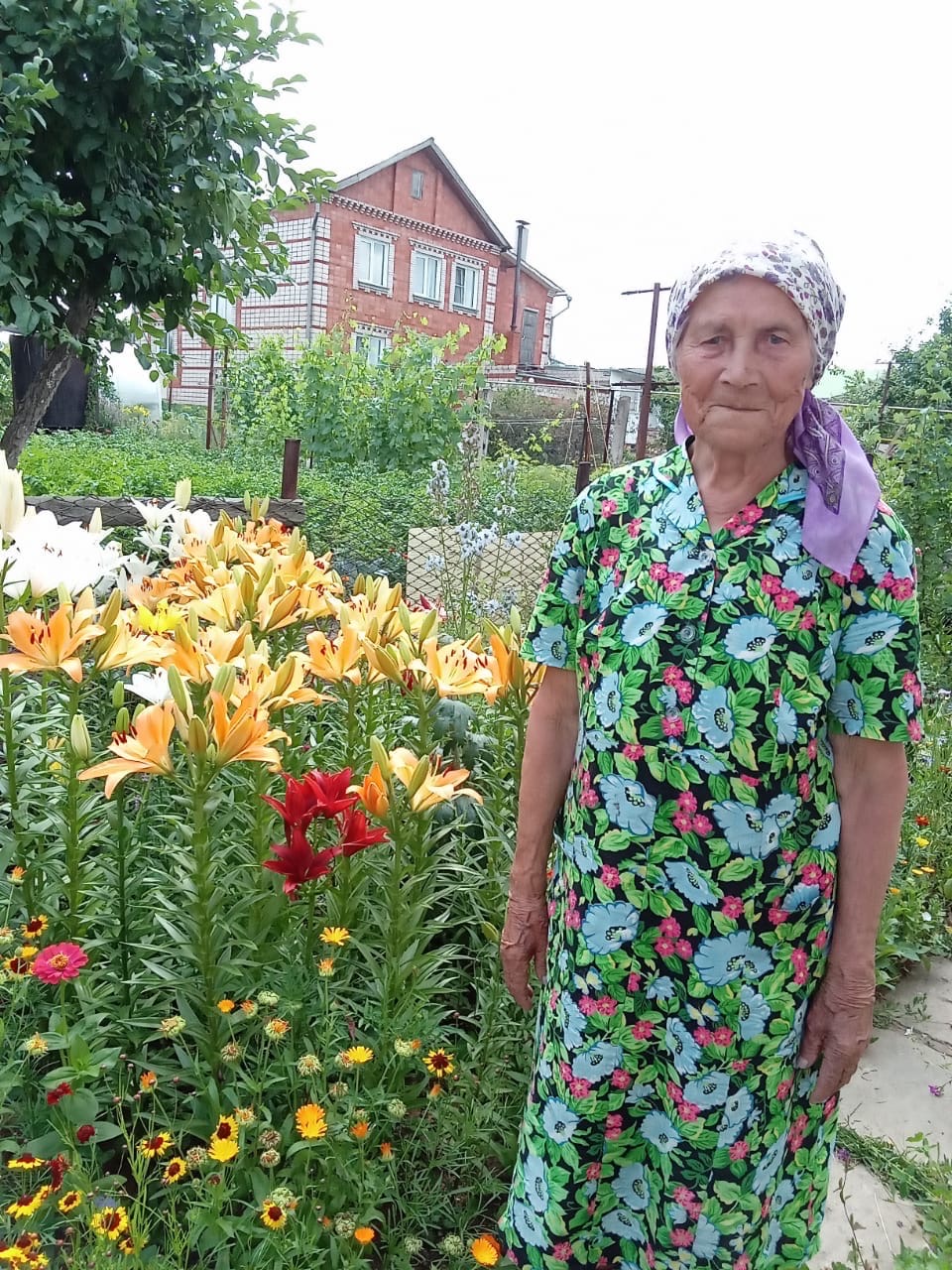Сегодня свой 90-летний юбилей отмечает жительница Можги